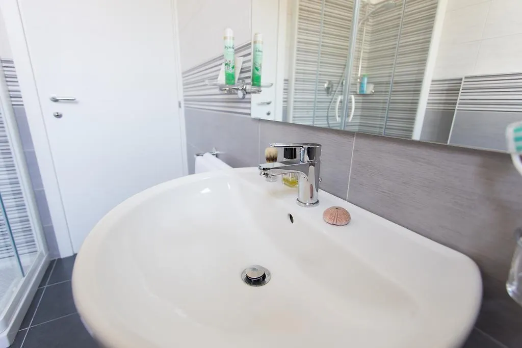 Hotel Byron Light Nuova Gestione 2024 Riccione 2*,  Italy